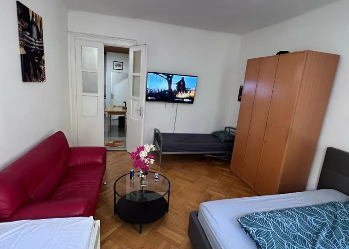 Spacious In Praterstern Area Es Διαμέρισμα Βιέννη